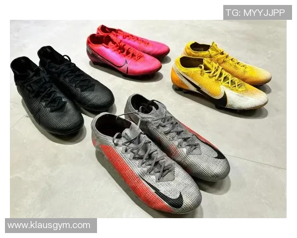 长筒足球鞋的选择指南与穿搭技巧助你在球场上尽显风采